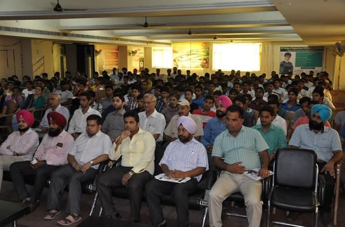 KC College of Engineering and Information Technology Nawanshahr Auditorium photo 2